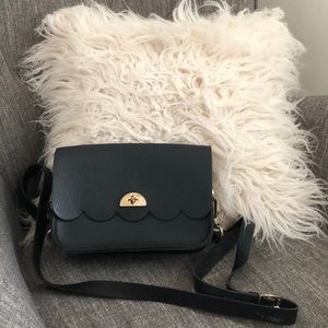 Cambridge Satchel Navy Scallop Leather Crossbody